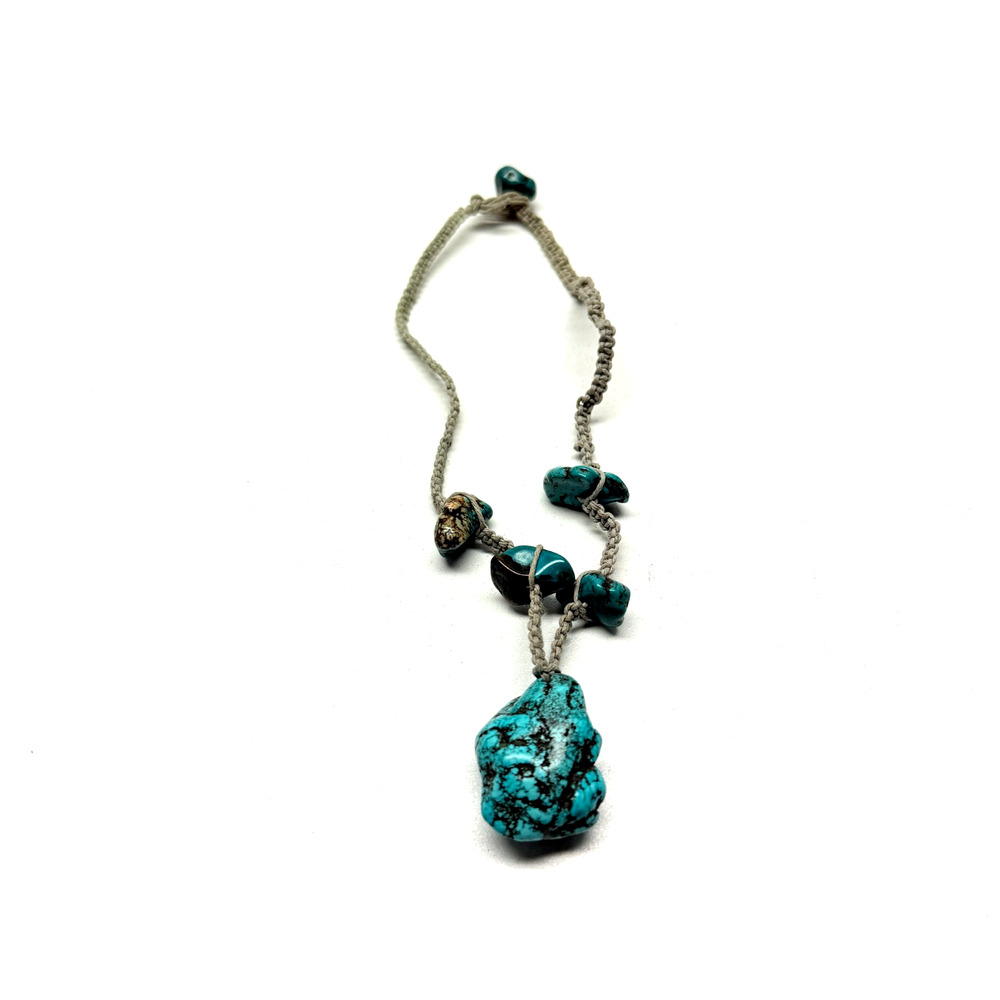 Vintage Handmade Turquoise Stone Necklace